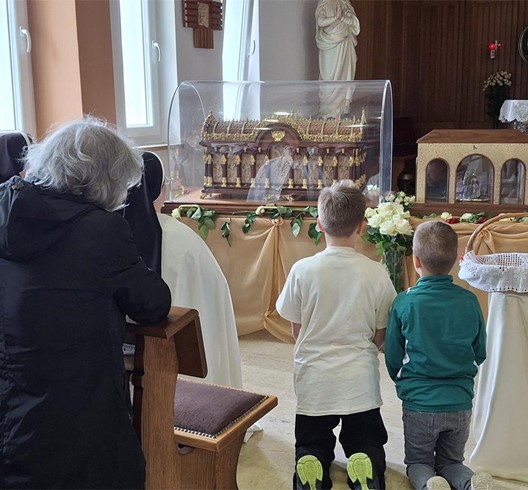 Čašćenje relikvija sv. Male Terezije i njezinih roditelja u samostanu sv. Josipa u Hrvatskom Leskovcu